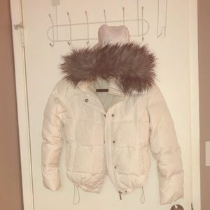 Calvin Klein White Down Jacket w/removable hood